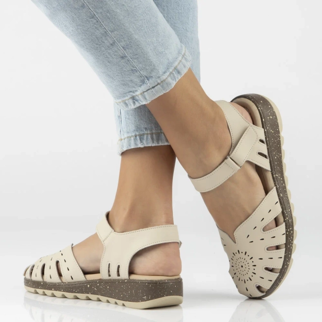 Leather sandals Filippo DS7649/26 BE beige