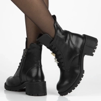 Leather ankle boots Filippo DBT7132/25 BK black