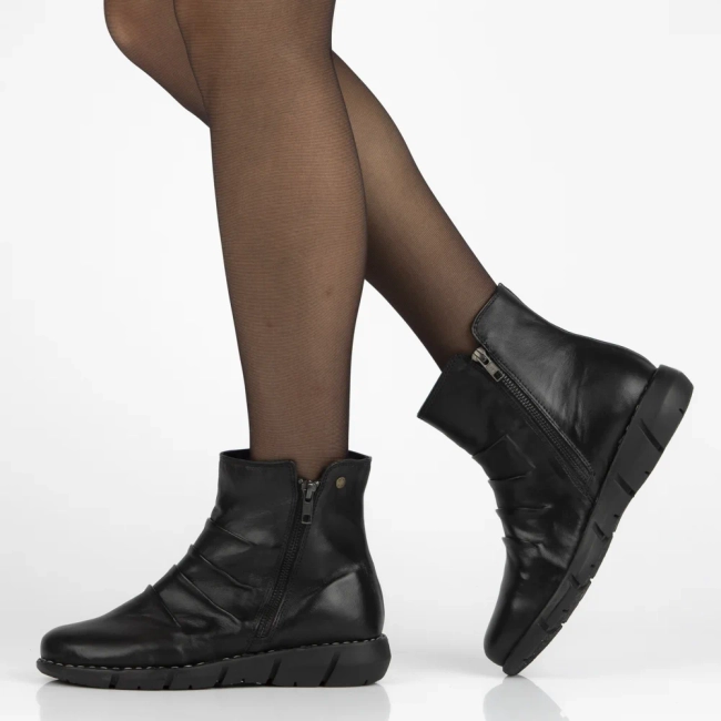 Leather ankle boots Maciejka P7232-01/00-7 black