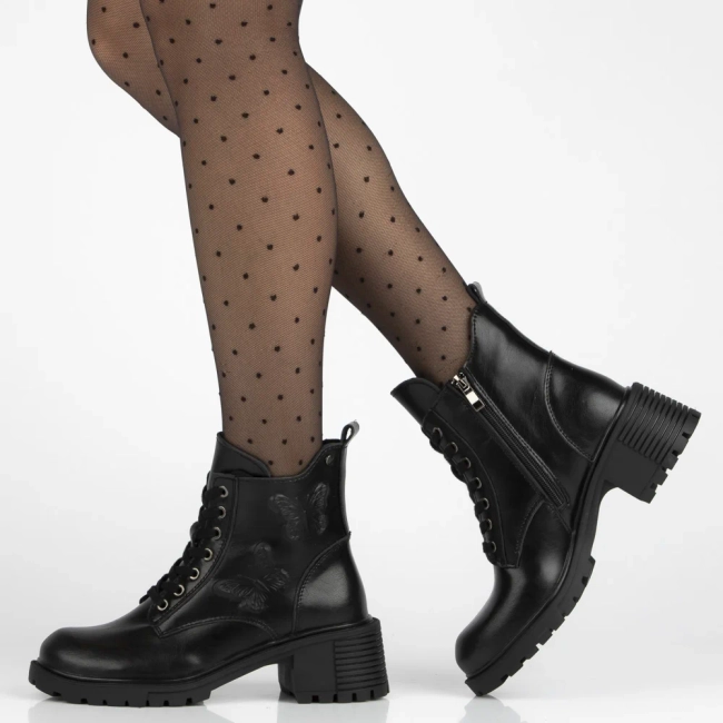 Leather ankle boots Filippo DBT7133/25 BK black