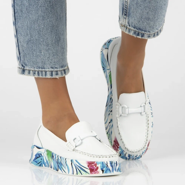 Leather shoes Filippo DP6703/25 WH white