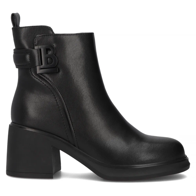 Leather ankle boots Filippo DBT6547/24 BK black