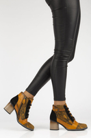 Leather ankle boots Filippo 05071 orange