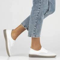 Leather shoes Filippo DP6788/25 WH white