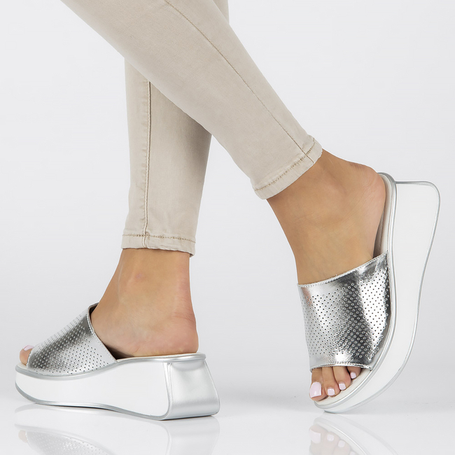 Leather slippers Filippo DK3614/22 SI silver