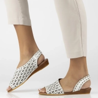 Leather sandals Artiker 56C2549 white