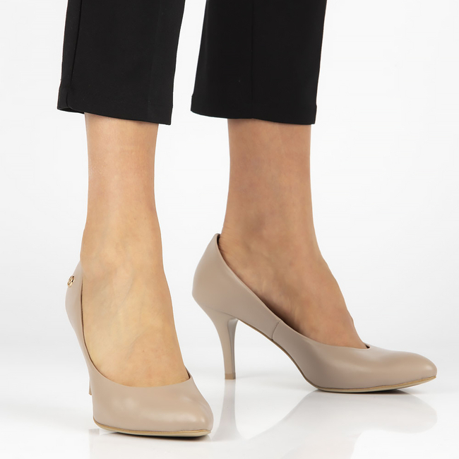 Leather pumps Filippo 2108 beige