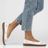 Skórzane baleriny Filippo DP6831/25 WH białe