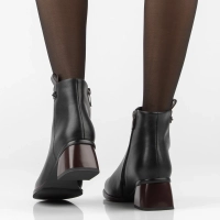 Leather heeled ankle boots Filippo DBT8125/26 BK BG black