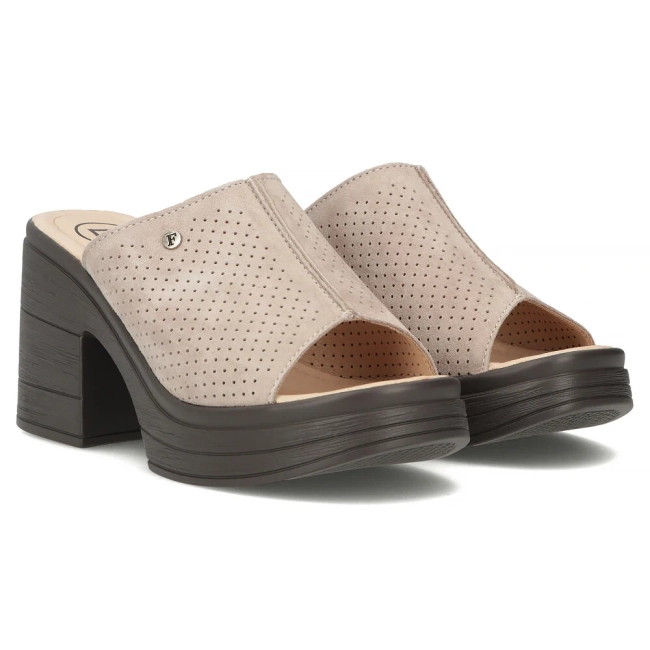 Leather slippers Filippo DK6814/25 BE beige