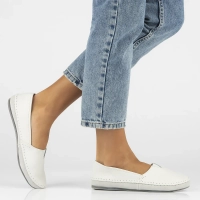 Skórzane półbuty Filippo DP031/25 WH białe