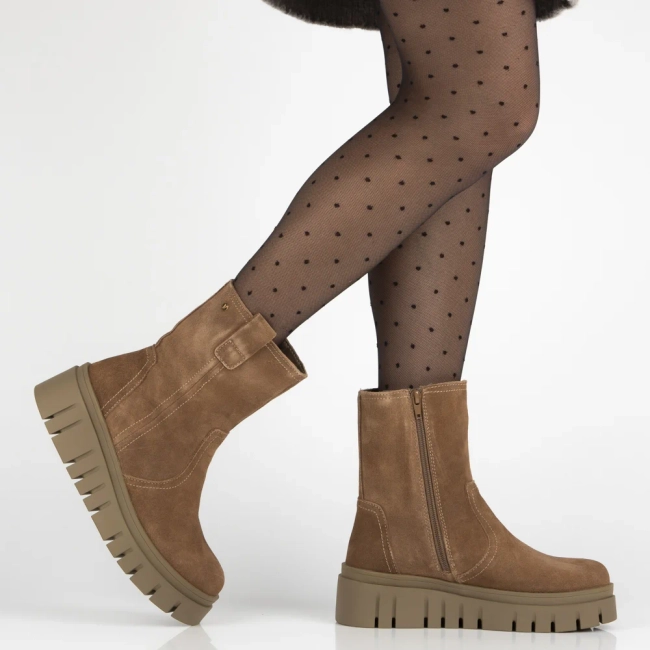 Leather ankle boots Filippo DBT7262/25 CA brown