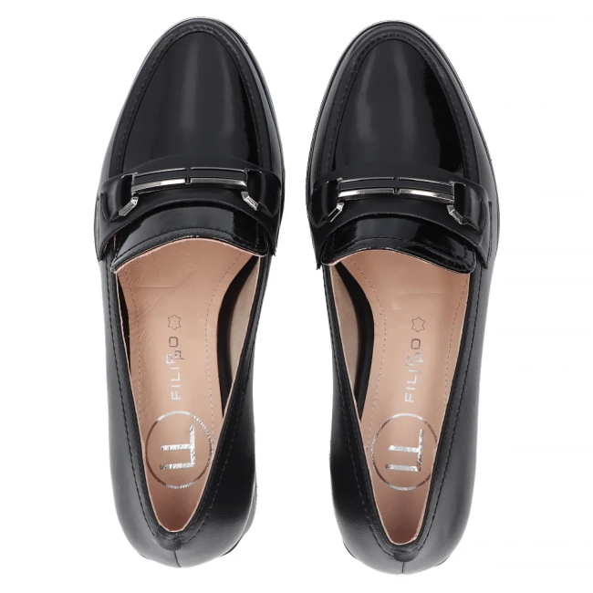 Skórzane półbuty na obcasie Filippo DP6196/24 BK czarne