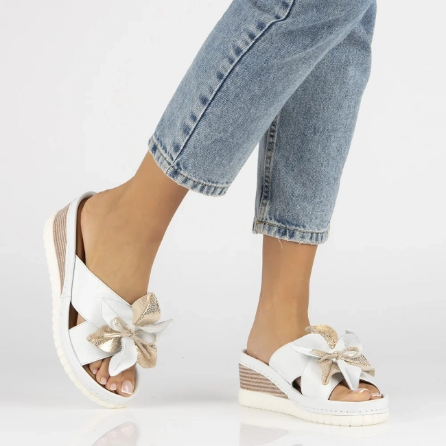 Leather slippers Artiker 54C0537 white