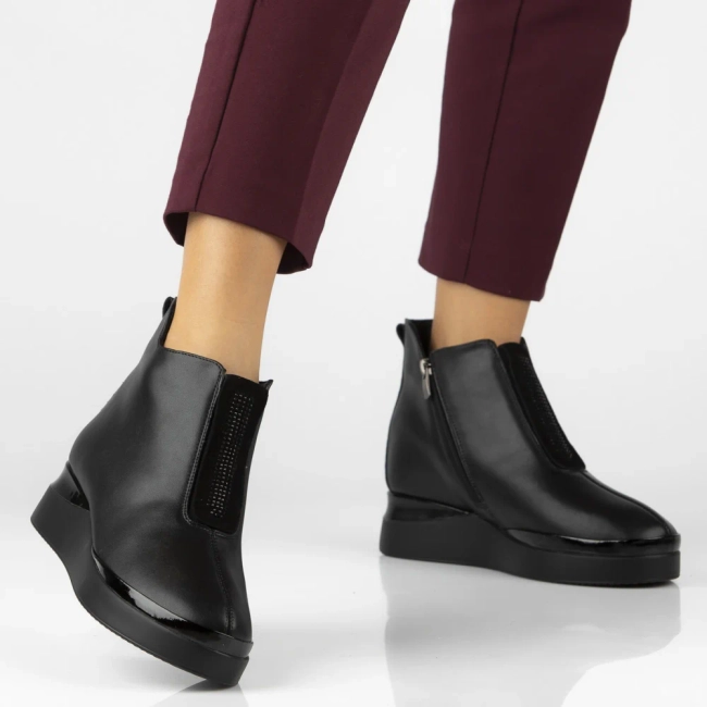 Leather ankle boots Filippo DBT7394/25 BK black