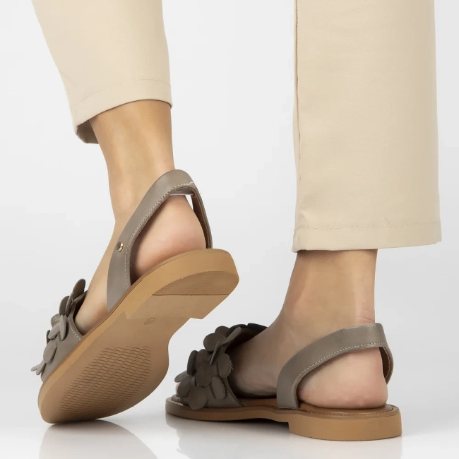 Skórzane sandały Filippo 40425 taupe