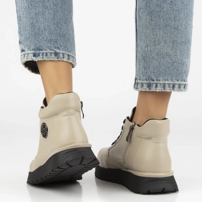 Leather ankle boots Filippo DBT7145/25 BE beige