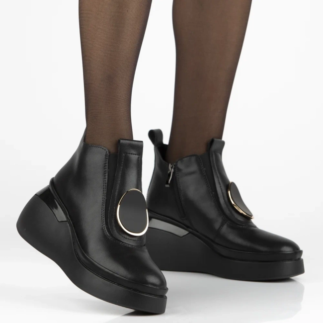 Leather ankle boots Filippo DBT7419/25 BK black