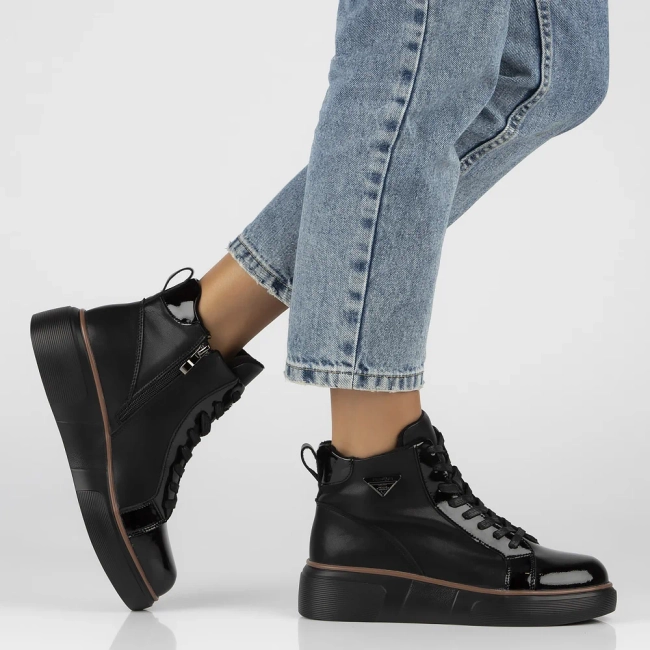 Leather ankle boots Filippo DBT6453/25 BK black