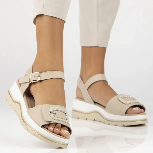 Leather sandals Filippo DS7051/25 BE beige