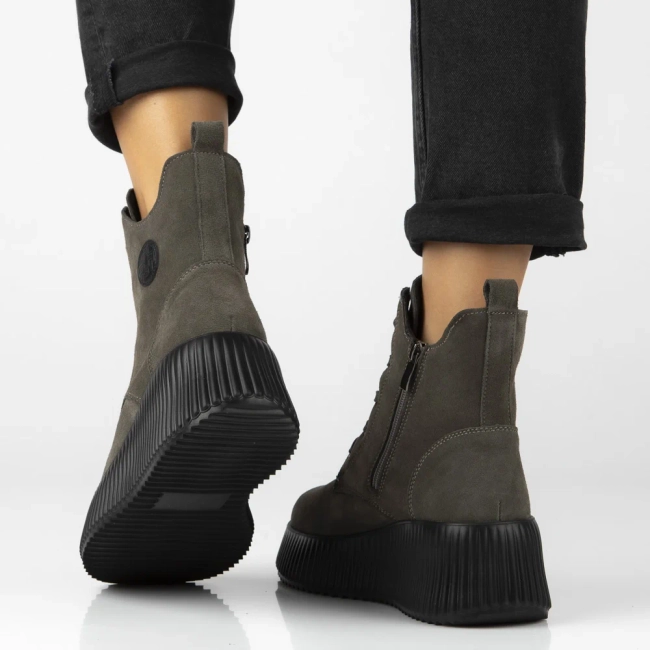 Skórzane botki na platformie Filippo DBT7288/25 GR szare