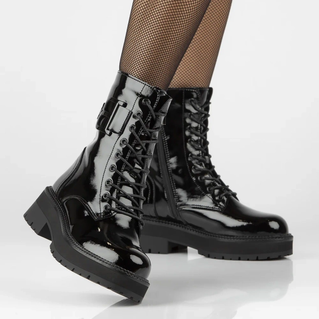 Leather ankle boots Filippo DBT6305/25 BK black