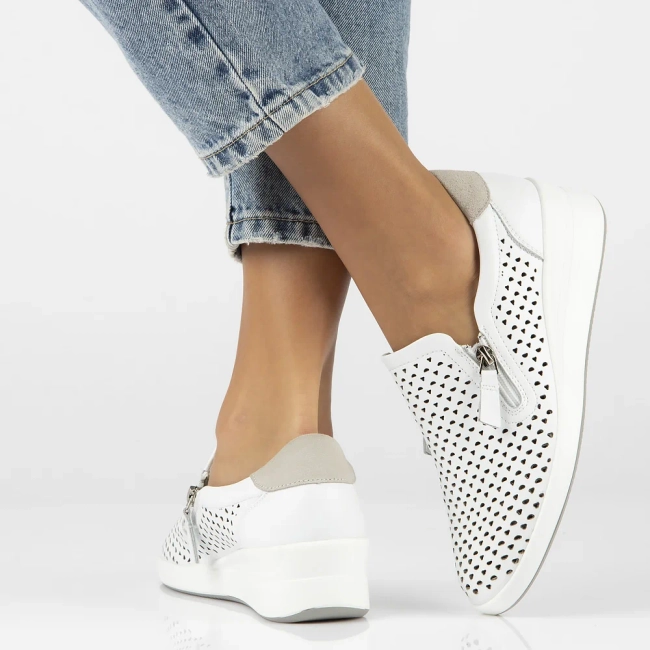 Leather shoes DP6210/24 WH white