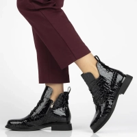 Leather ankle boots Filippo DBT7239/25 BK black