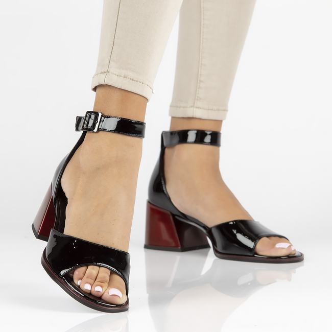 Skórzane sandały Filippo DS3723/22 BK czarne