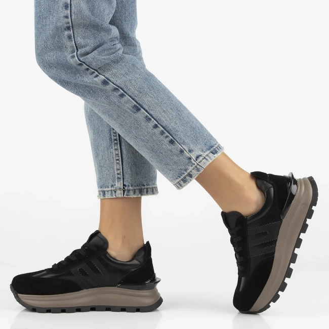 Skórzane sneakersy Filippo DP7408/25 BK czarne