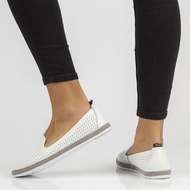 Leather shoes Filippo DP081/22 WH white