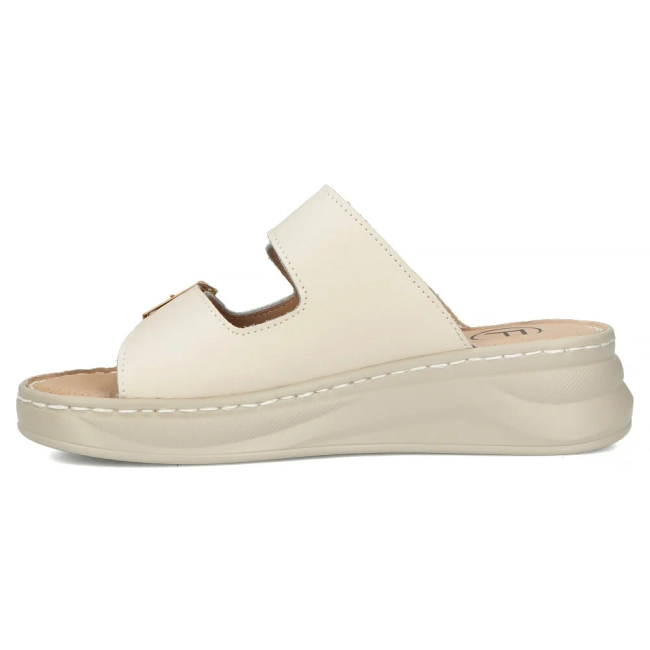 Leather flip-flops Filippo DK7044/25 BE beige