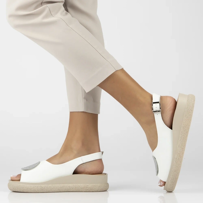 Leather sandals Filippo DS6984/25 WH white