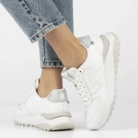 Skórzane sneakersy Rieker W2502-80 białe