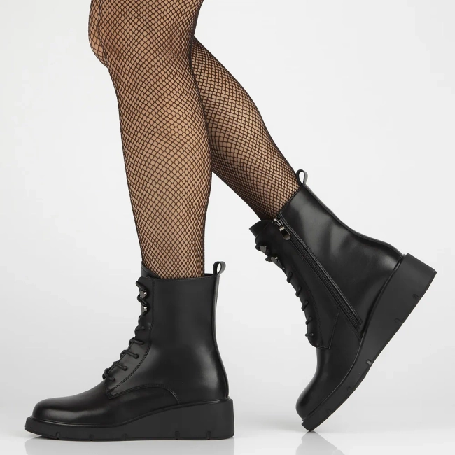 Leather ankle boots Filippo DBT6560/24 BK black