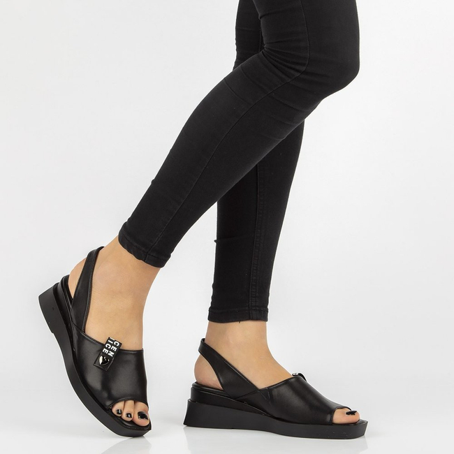 Wedge sandals Filippo DS2355/21 BK black