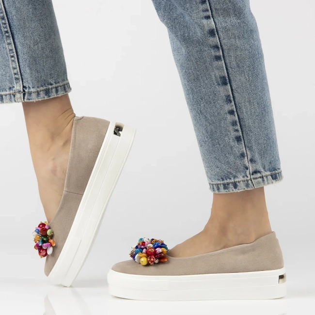 Skórzane półbuty na platformie Filippo DP6024/25 BE beżowe