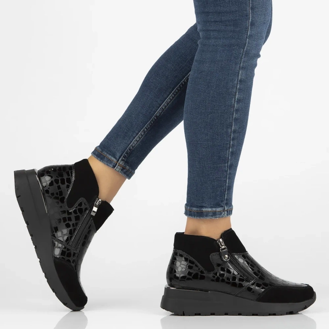 Skórzane botki na platformie Filippo DBT6348/24 BK PT czarne