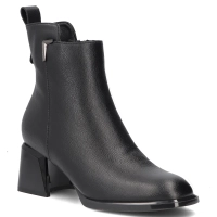 Leather heeled ankle boots Filippo DBT8039/26 BK black