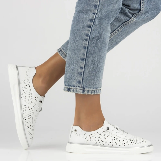 Leather shoes Filippo DP6715/25 WH white