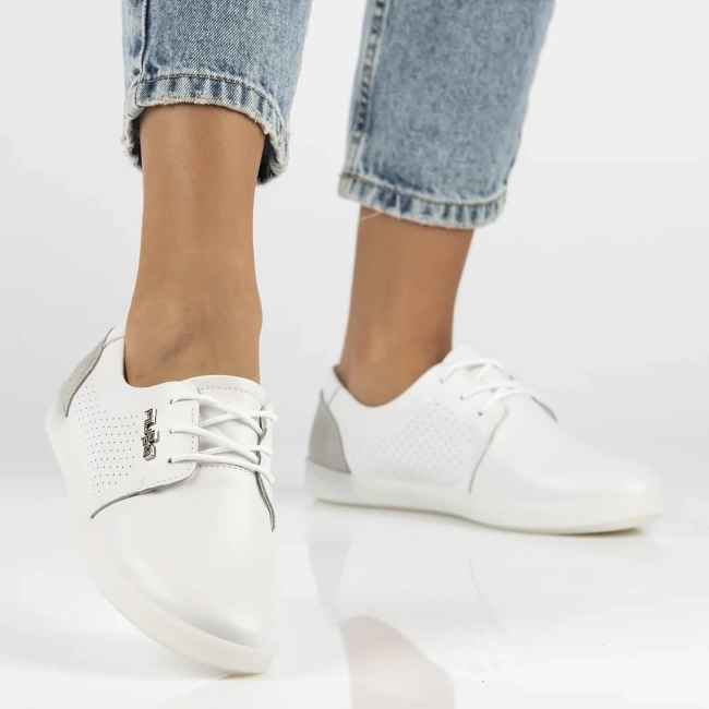 Skórzane półbuty Filippo DP6014/24 WH białe