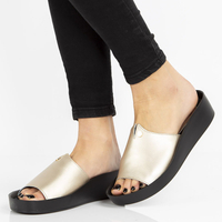 Leather flip-flops Filippo DK2059/21 GO gold