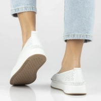 Leather sneakers Filippo DP7530/26 WH white