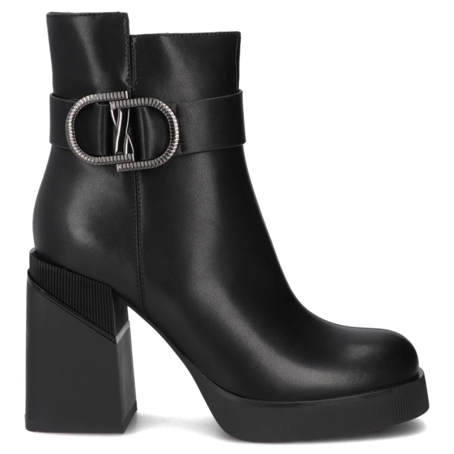 Leather heeled ankle boots Filippo DBT7183/26 BK black