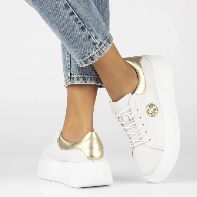 Leather sneakers Filippo DP6058/24 WH white