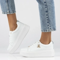 Leather sneakers Filippo DP6246/25 WH white