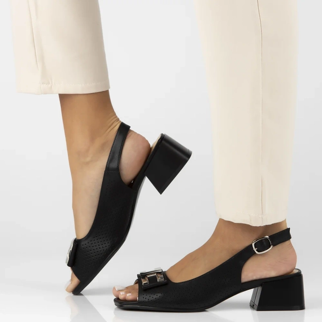 Leather sandals Filippo DS6986/25 BK black