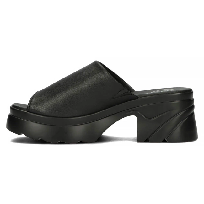 Leather flip-flops Filippo DK4616/24 BK black