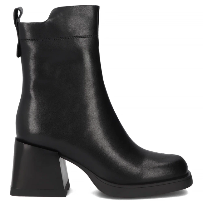 Leather ankle boots Filippo DBT7466/25 BK black
