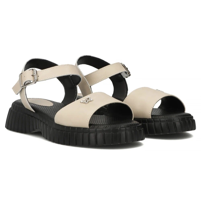 Skórzane sandały Filippo DS6811/25 BE beżowe